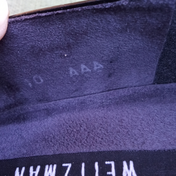 Stuart Weitzman Black Leather Square Toe Chunky Heel Pump. - Picture 2 of 12